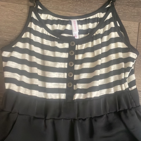 Stripes and Silk Tank - Picture 4 of 6